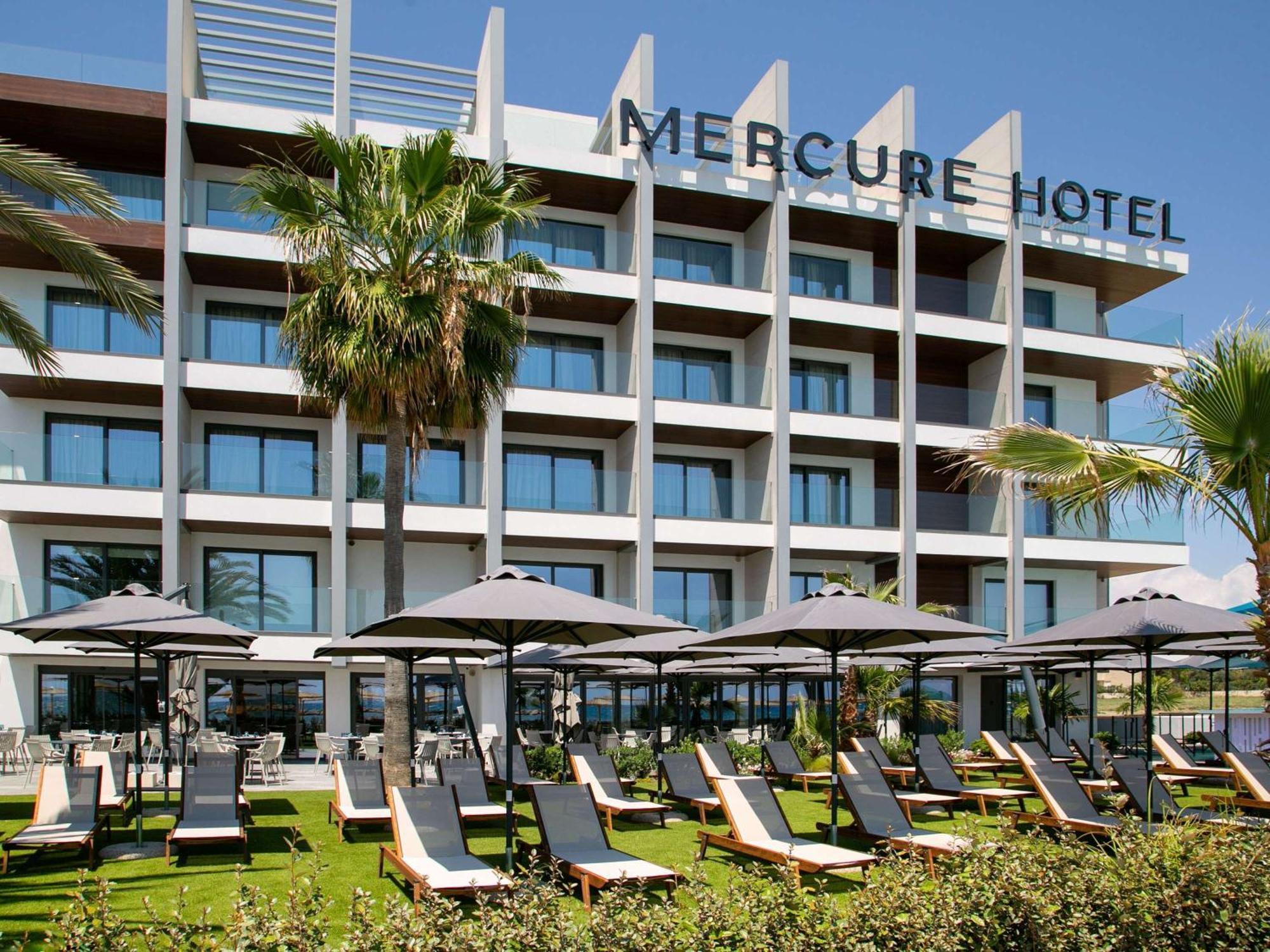 Mercure Larnaca Beach Resort Ngoại thất bức ảnh